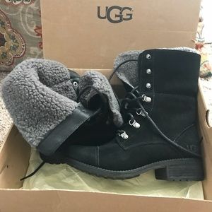 NWB UGG Black Leather FoldOver Boots 6M